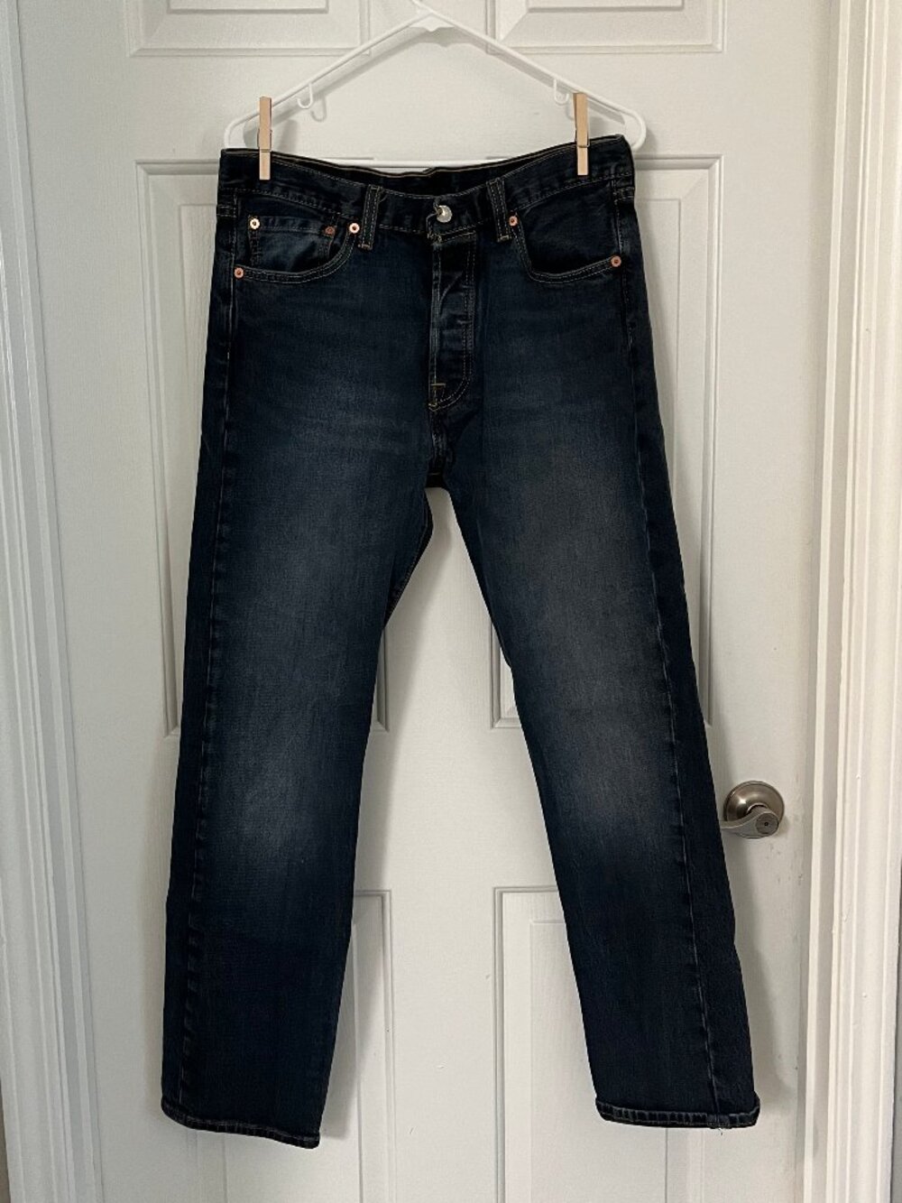 Men's Levi's 501 Original Fit Jeans (size W32 L32)